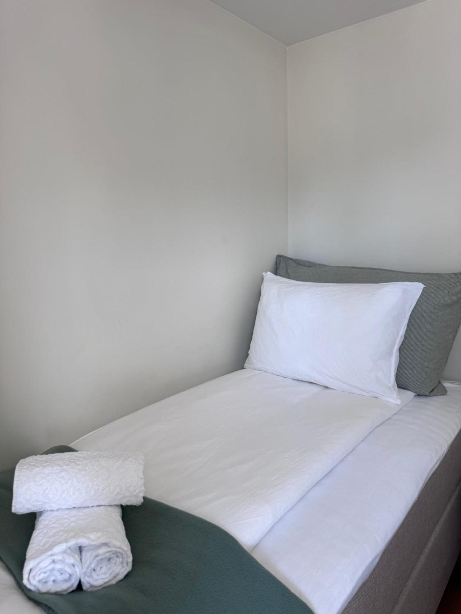A Place To Stay Stavanger, Apartment 5 - Quality And Free Parking- Exterior foto